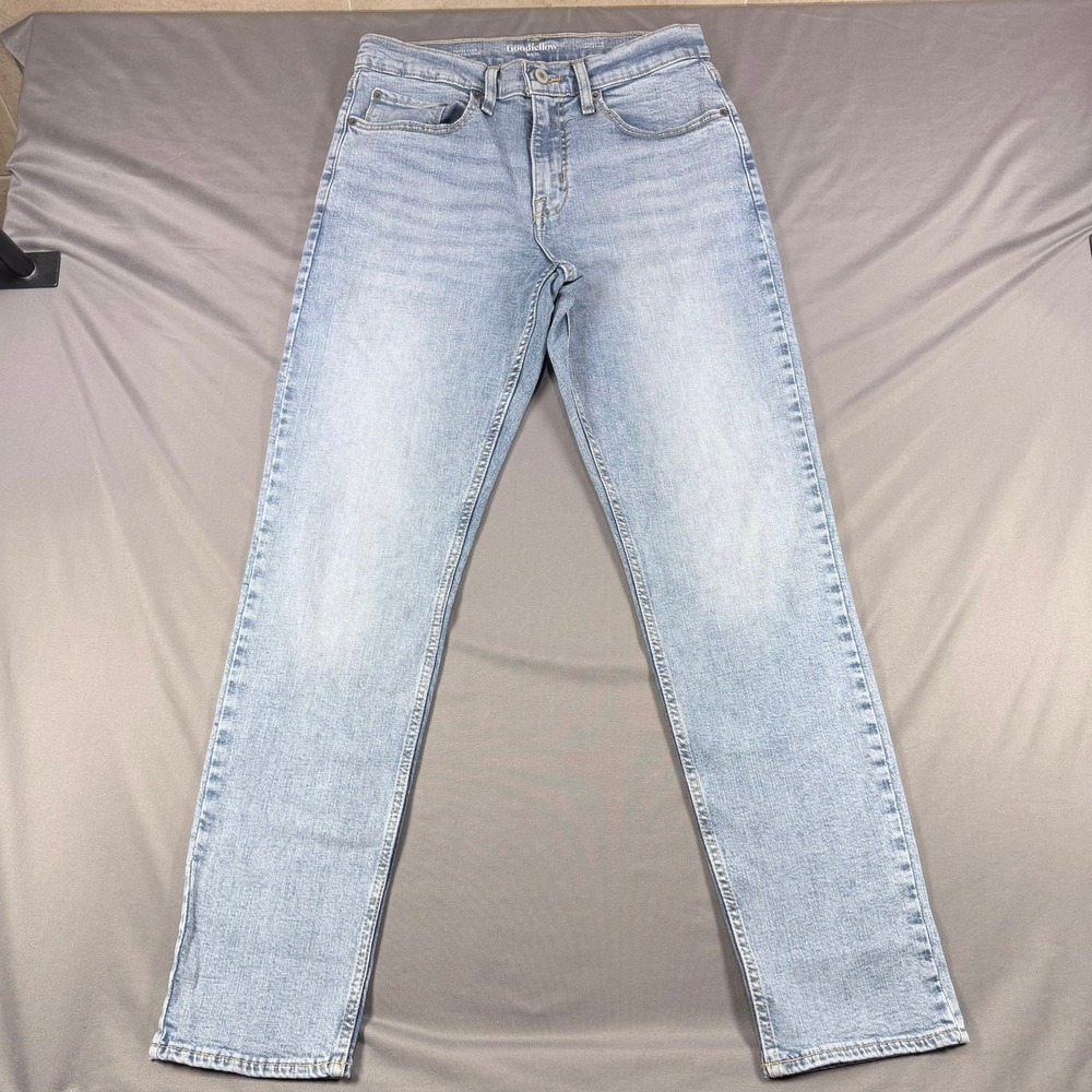 Goodfellow Mens 30x32 Light Wash Denim Athletic Fit Total Flex Straight Jeans